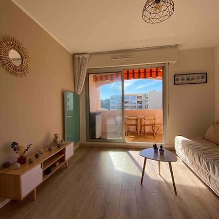 Charmant Studio A Saint Mandrier Sur Mer Apartment Luaran gambar