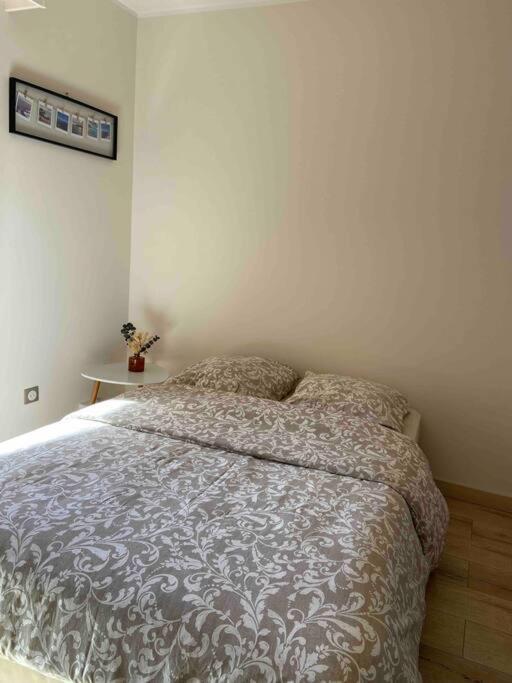 Charmant Studio A Saint Mandrier Sur Mer Apartment Luaran gambar